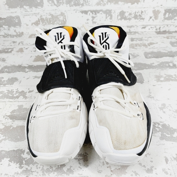 Nike Kyrie 6 White Black Lace Up Logo Basketball Mid Top Sneakers V783 - Picture 3 of 12